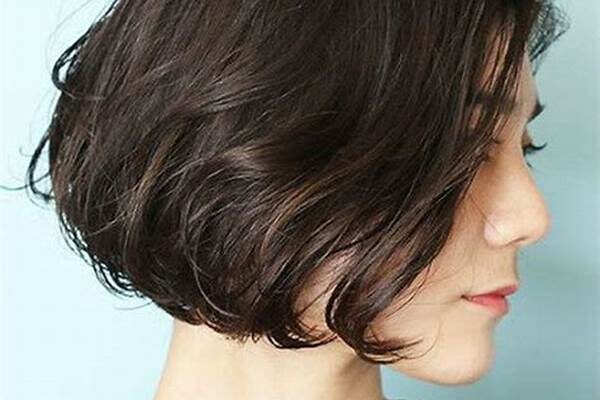 Potongan Bob Untuk Rambut Tebal